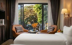 Khách Sạn San Palace  3*